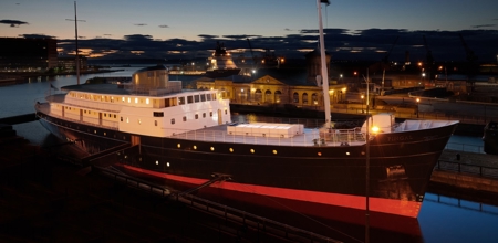 exterior-ship