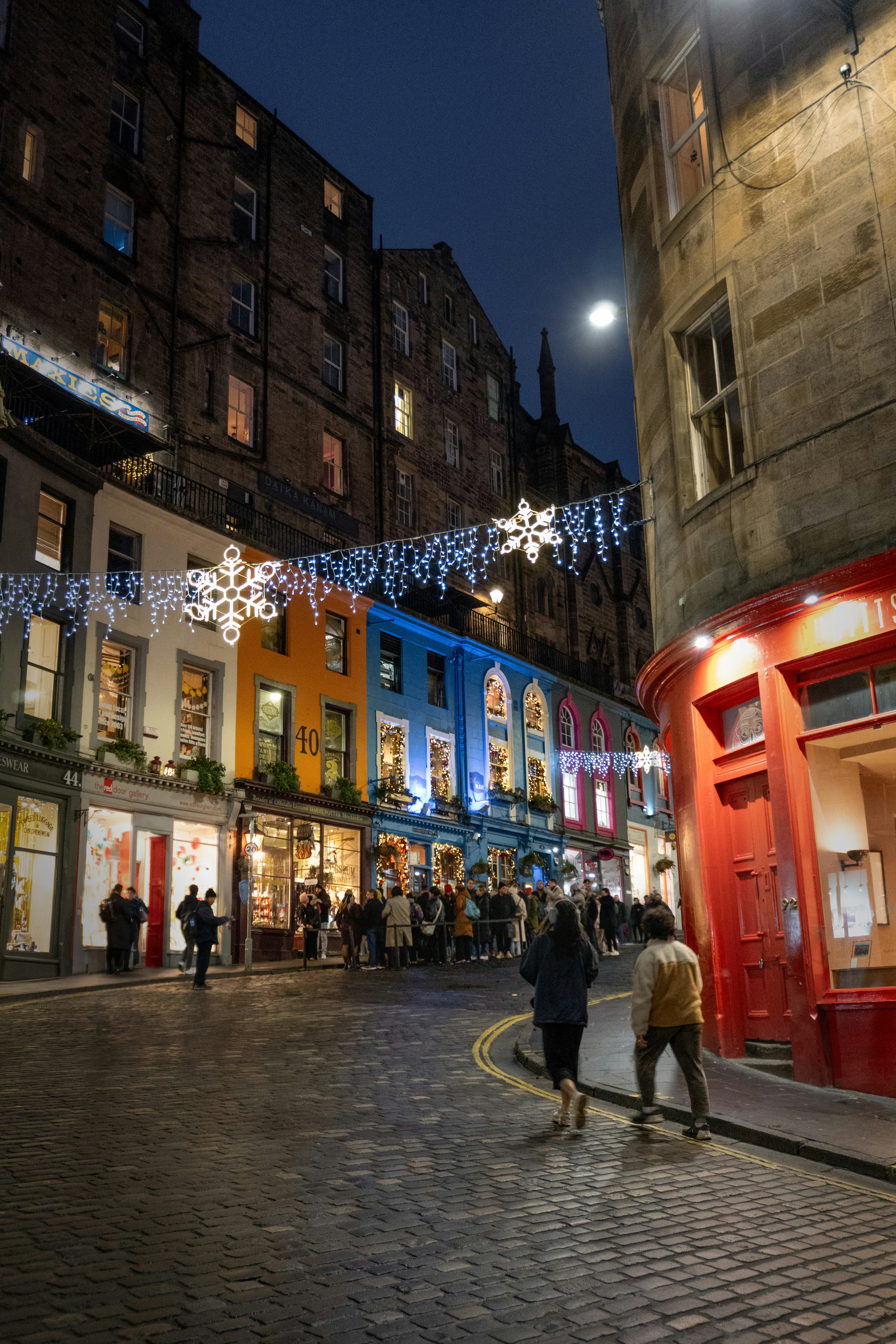 Victoria Street Edinburgh Christmas