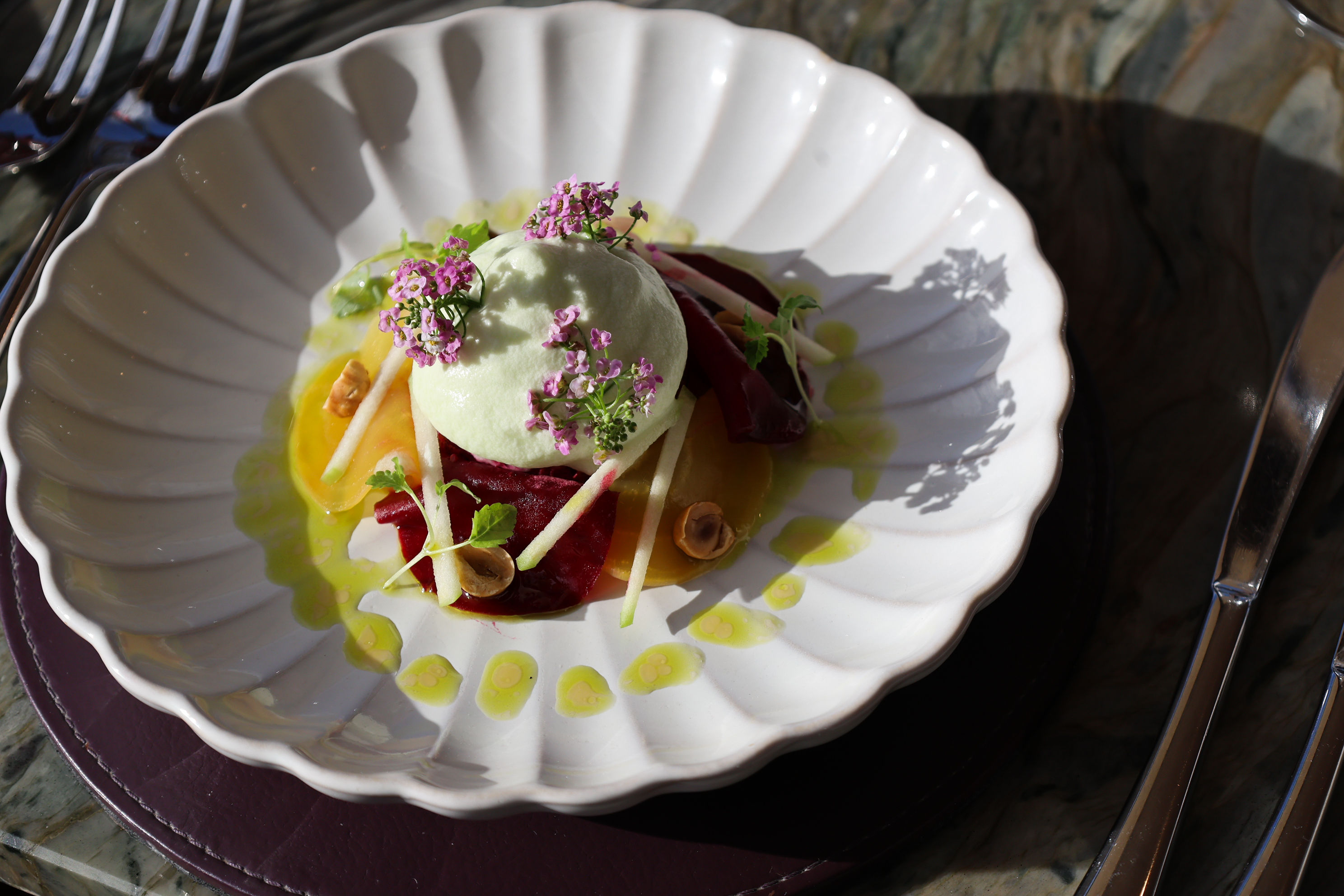 Beetroot tartare, wasabi, green apple & chervil vinaigrette